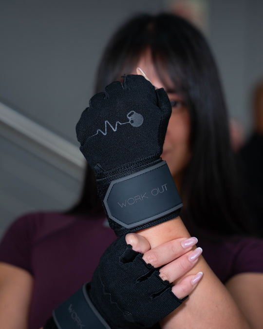GUANTES CON MUÑEQUERA NEGRO