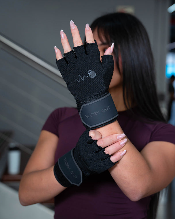 GUANTES CON MUÑEQUERA NEGRO - mujer